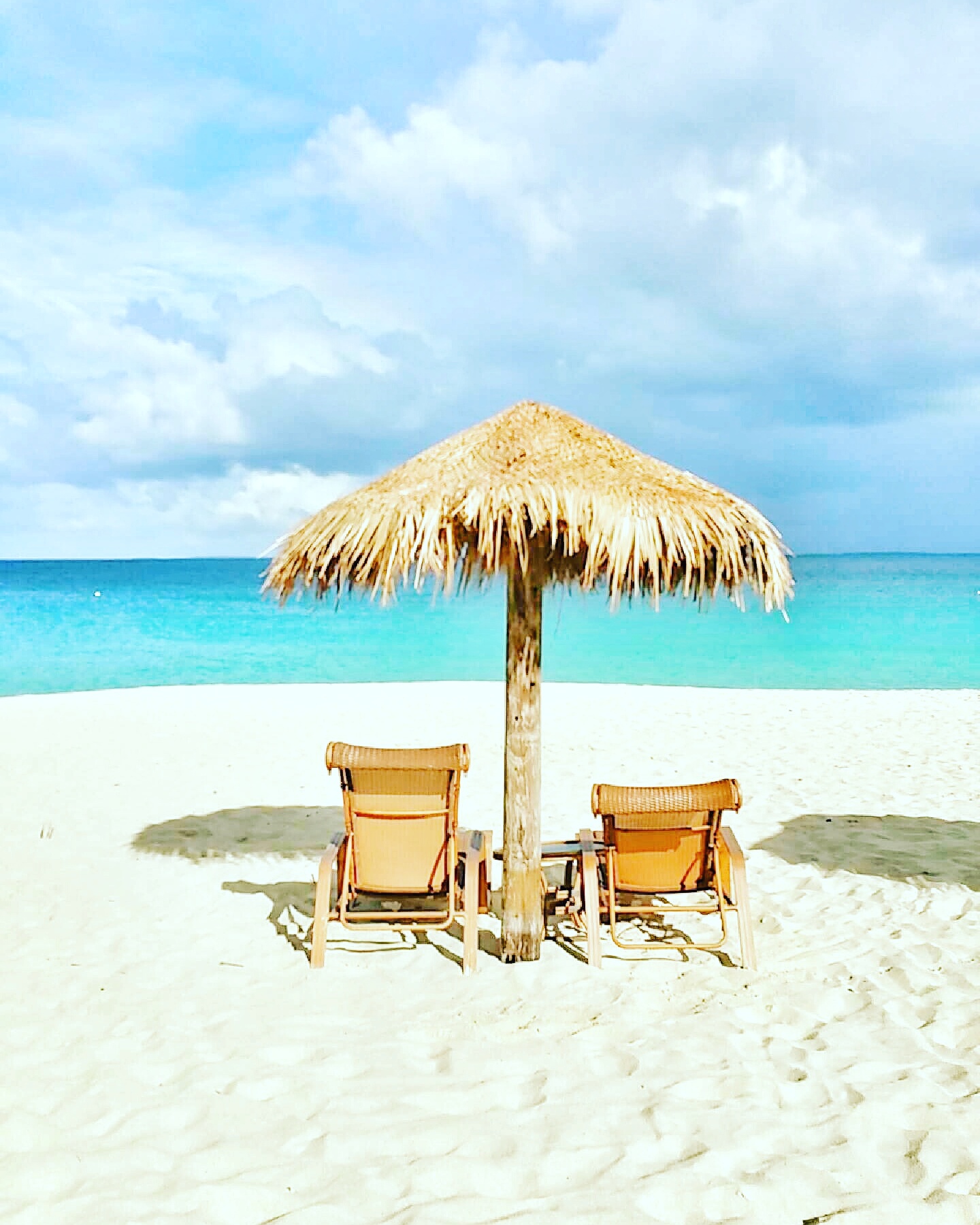 Anguilla chair