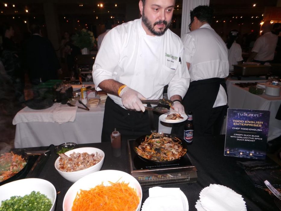 American Cancer Society Hosted Its 11th Annual Taste Of Hope Event Honoring David Burke, Drew Nieporent and Jean Shafiroff (15)